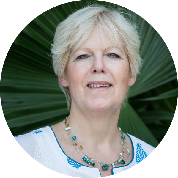Dr. Christa Henze